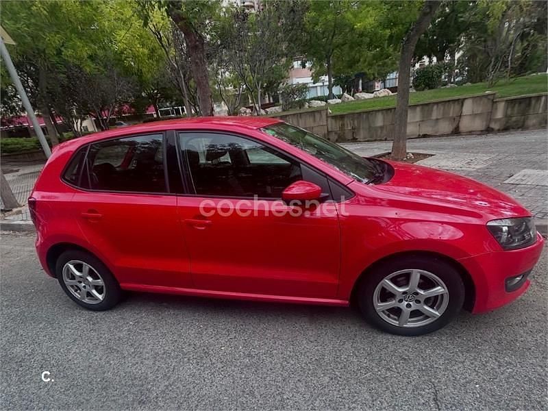 Usado VW Polo Advance 90 CV (66 kW) 2012 Rojo Utilitario