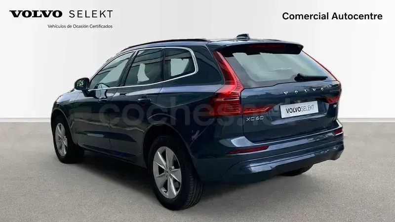 Usado Volvo XC60 Core 197 CV (144 kW) 2023 Azul SUV