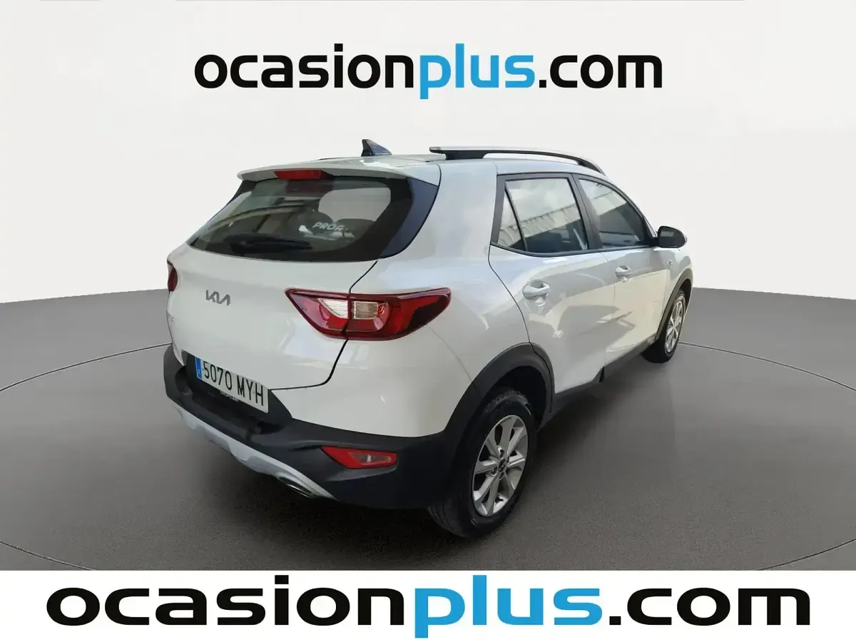 Usado Kia Stonic 79 CV (58 kW) 2025 Blanco SUV