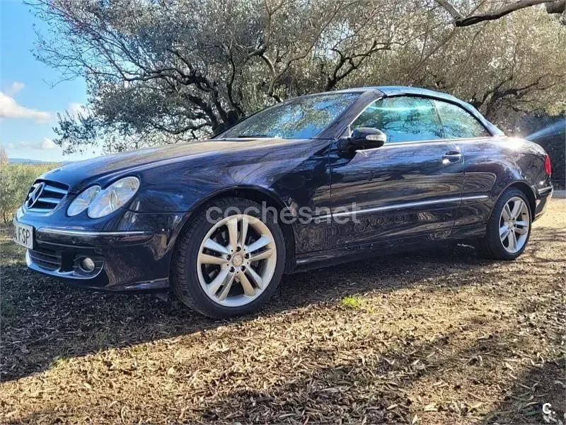 Usado Mercedes CLK280 Avantgarde 231 CV (169 kW) 2007 Azul Descapotable