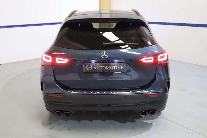 Usado Mercedes GLA45 AMG AMG 420 CV (308 kW) 2021 Azul SUV
