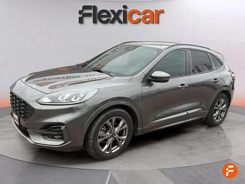 Usado Ford Kuga ST-Line 120 CV (88 kW) 2024 Gris SUV