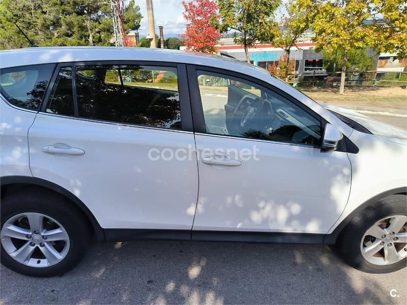 Usado Toyota RAV4 Active 150 CV (110 kW) 2013 Blanco SUV