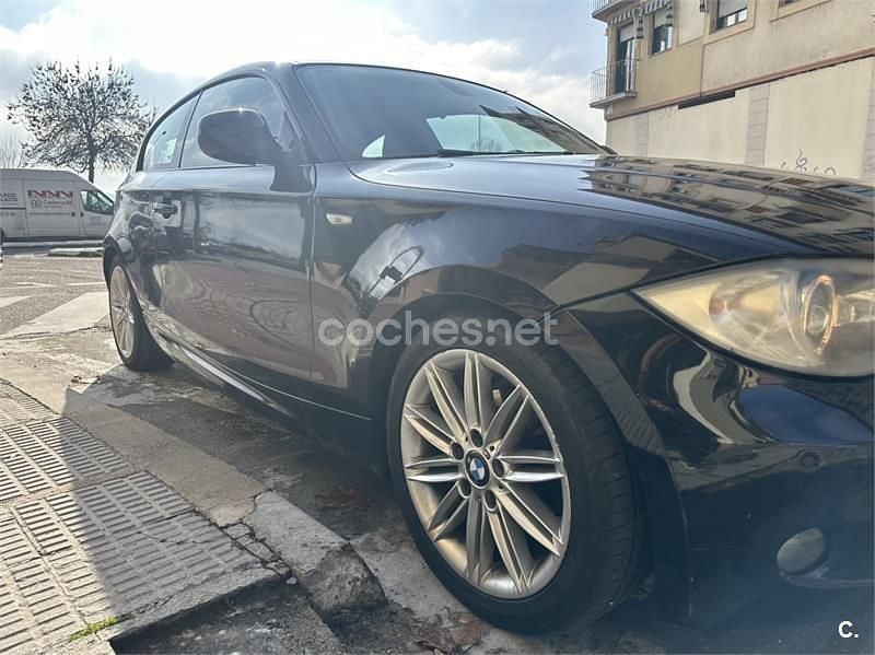 Usado BMW 116 115 CV (84 kW) 2011 Negro Utilitario