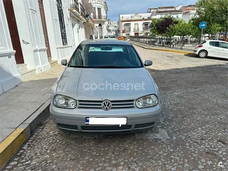 Usado VW Golf III Highline 110 CV (80 kW) 1998 Gris / plata Berlina