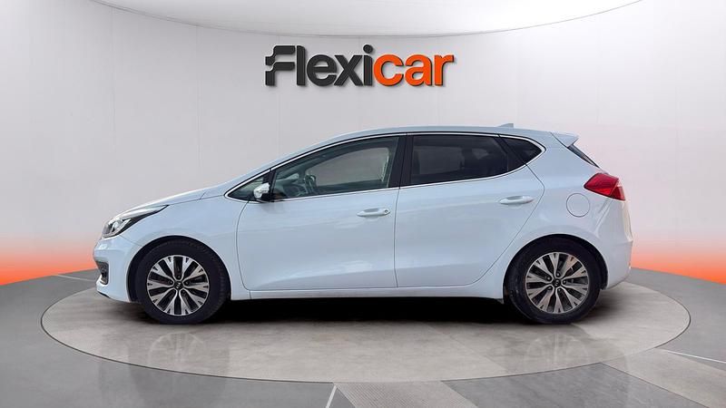 Usado Kia Ceed GT 90 CV (66 kW) 2018 Blanco Berlina