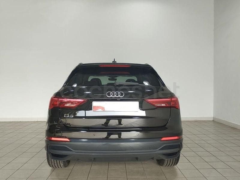 Usado Audi Q3 Ambiente 150 CV (110 kW) 2024 Negro SUV