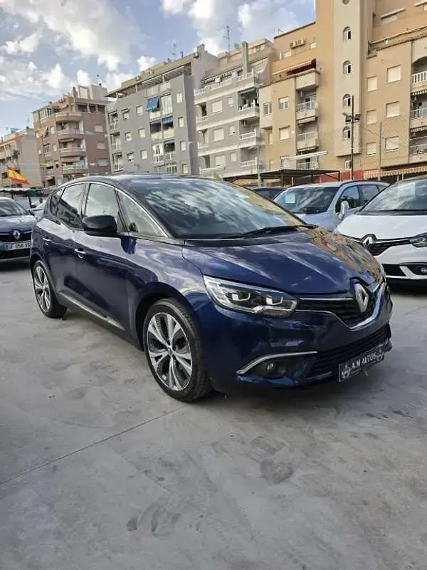 Usado Renault Grand Scénic IV Intens 131 CV (96 kW) 2016 Azul Monovolumen