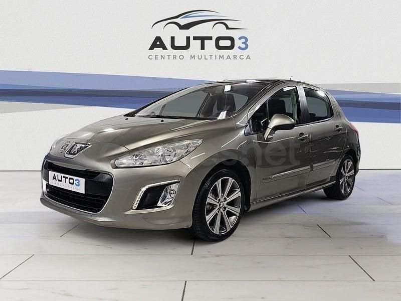 Usado Peugeot 308 Allure 115 CV (84 kW) 2013 Beige Berlina