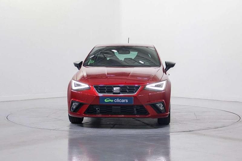 Usado Seat Ibiza FR 116 CV (85 kW) 2025 Rojo Utilitario