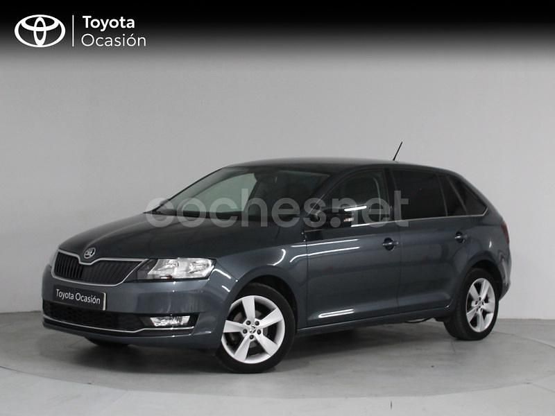 Gris / plata Usado 2019 Skoda Rapid Berlina | 15.990 € - Imagen 1/4