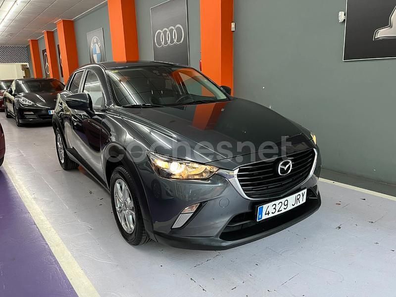 Gris / plata Usado 2016 Mazda CX-3 Style SUV | 11.990 € (Un poco caro) - Imagen 1/4