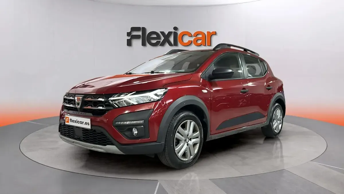 Usado Dacia Sandero Acces 75 CV (55 kW) 2021 Rojo Berlina