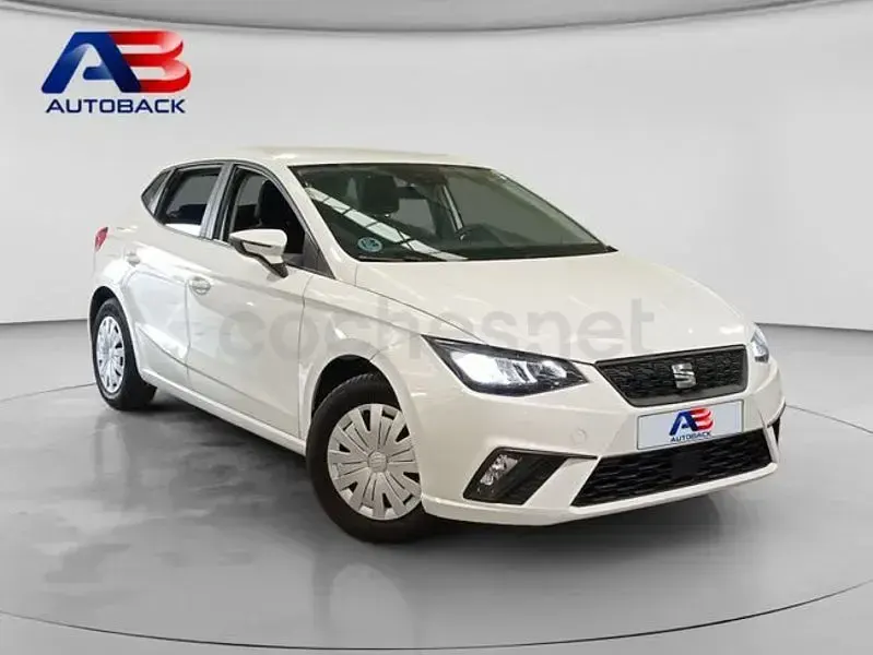 Usado Seat Ibiza Reference 80 CV (58 kW) 2023 Blanco Utilitario