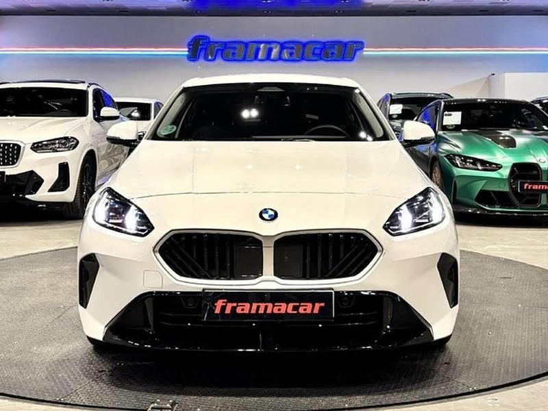 Usado BMW 116 150 CV (110 kW) 2025 Blanco Utilitario