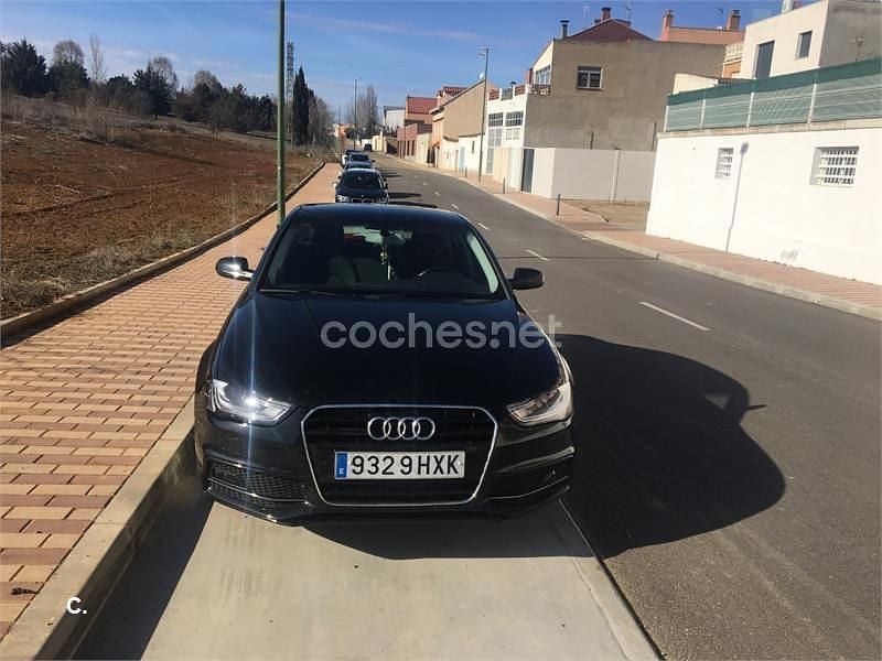 Usado Audi A4 S-Line 150 CV (110 kW) 2014 Negro Berlina