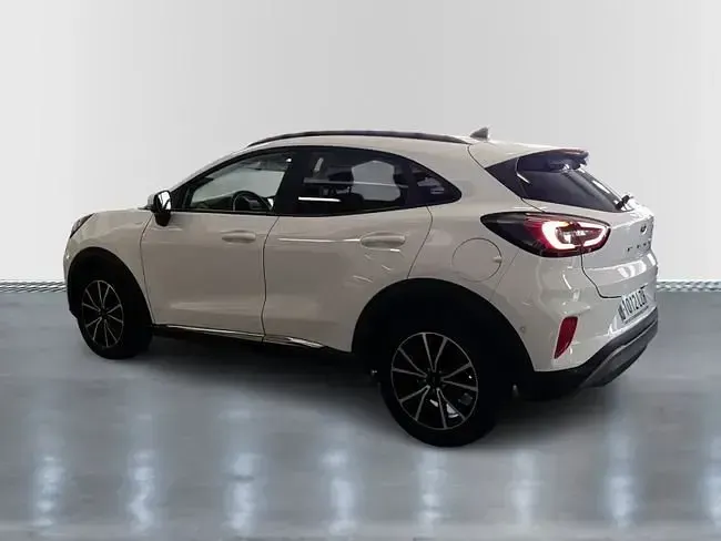 Usado Ford Puma Titanium 125 CV (91 kW) 2022 Blanco SUV