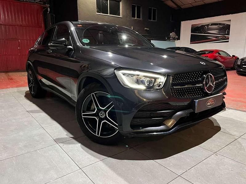 Usado Mercedes GLC220 194 CV (142 kW) 2020 Gris Coupe