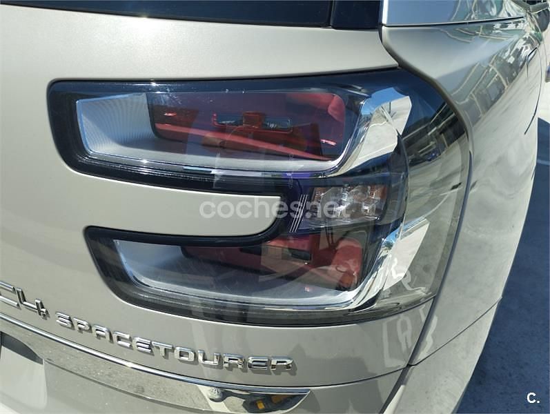 Usado Citroën C4 SpaceTourer Feel 130 CV (95 kW) 2019 Beige Monovolumen
