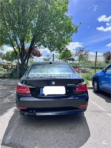 Używany BMW 520 170 KM (125 kW) 2004 Czarny Sedan/Limuzyna