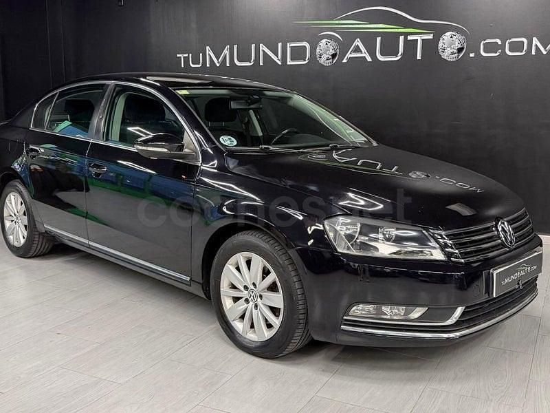 Usado VW Passat Highline 140 CV (102 kW) 2013 Negro Berlina