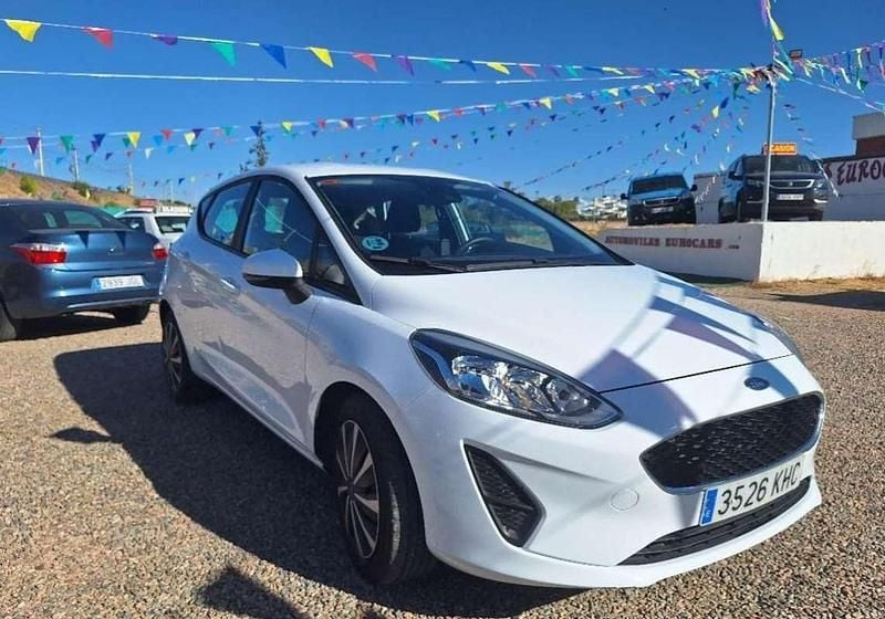 Usado 2018 Ford Fiesta Active Utilitario | 7950 € (Buen precio) - Imagen 1/3