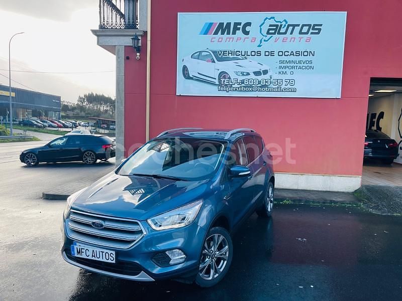 Usado Ford Kuga Trend 120 CV (88 kW) 2020 Azul SUV