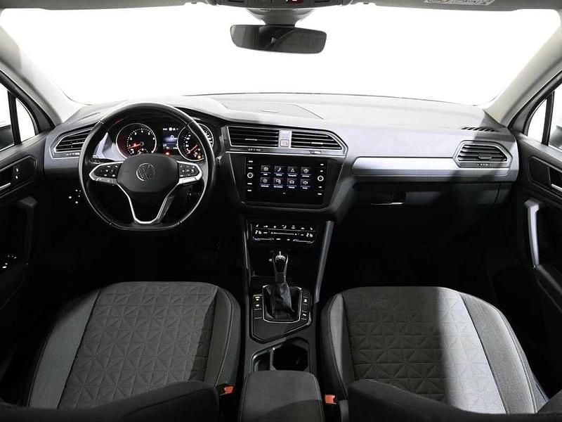 Usado VW Tiguan Life 150 CV (110 kW) 2022 Blanco SUV