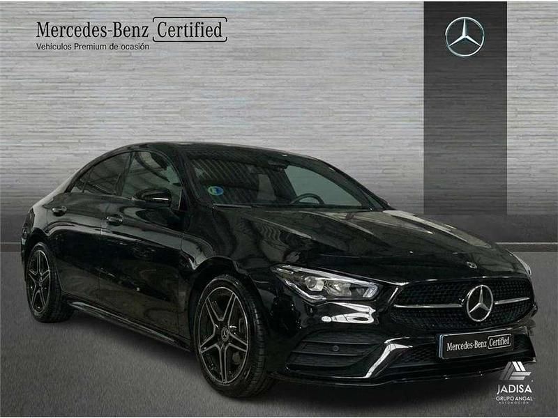Usado Mercedes CLA200 163 CV (119 kW) 2025 Berlina