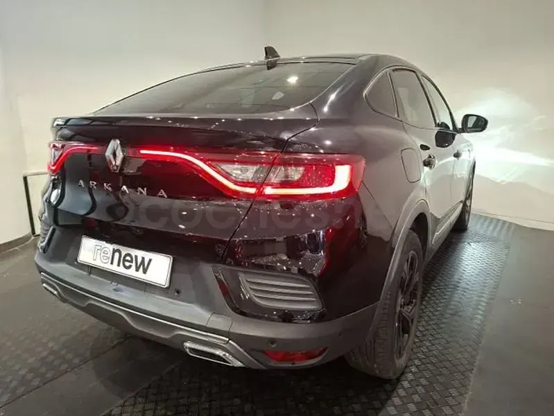 Usado Renault Arkana RS Line 160 CV (117 kW) 2023 Negro SUV