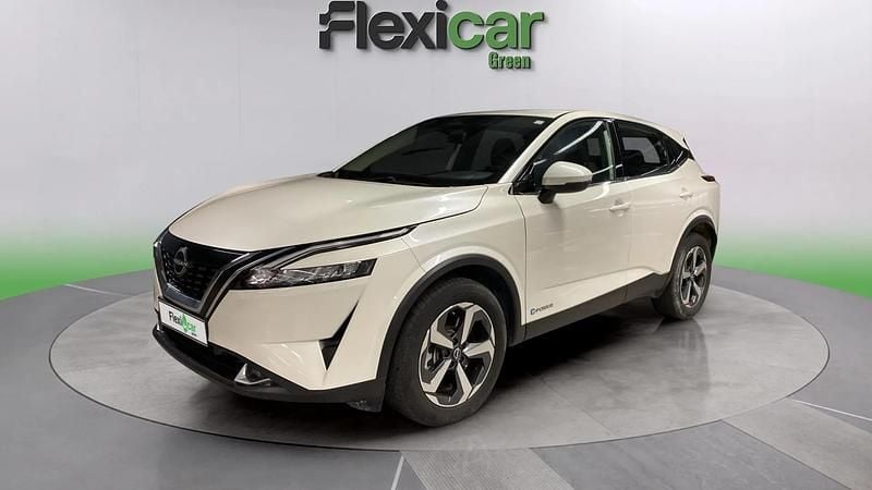 Usado Nissan Qashqai Acenta 190 CV (139 kW) 2024 Blanco SUV