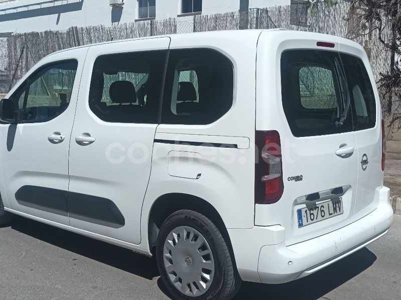 Usado Opel Combo Life Edition 102 CV (75 kW) 2021 Blanco Monovolumen