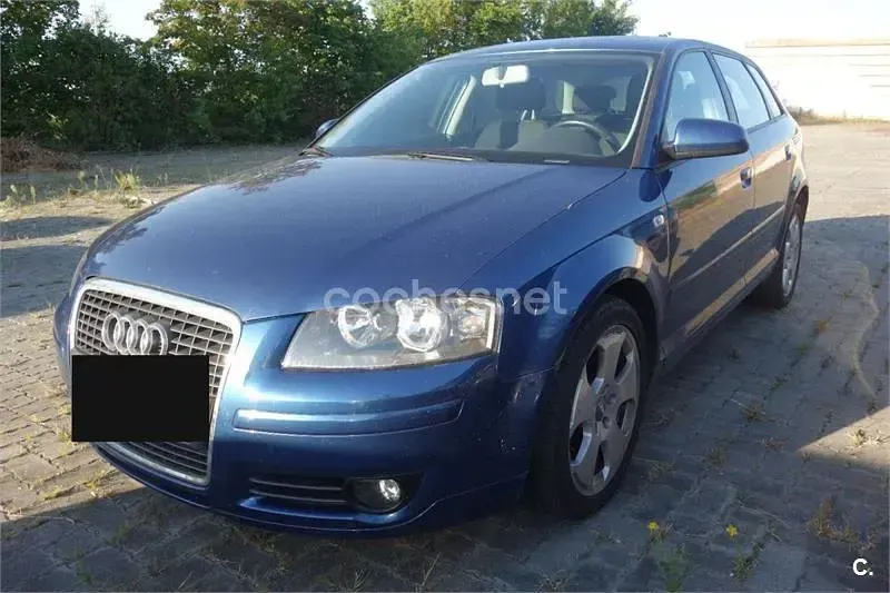 Usado Audi A3 Ambiente 102 CV (75 kW) 2005 Azul Utilitario