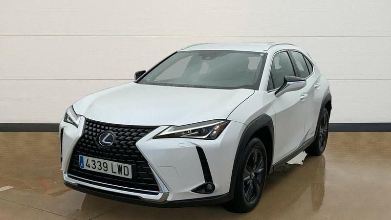 Usado Lexus UX Business Edition 184 CV (135 kW) 2022 Blanco SUV