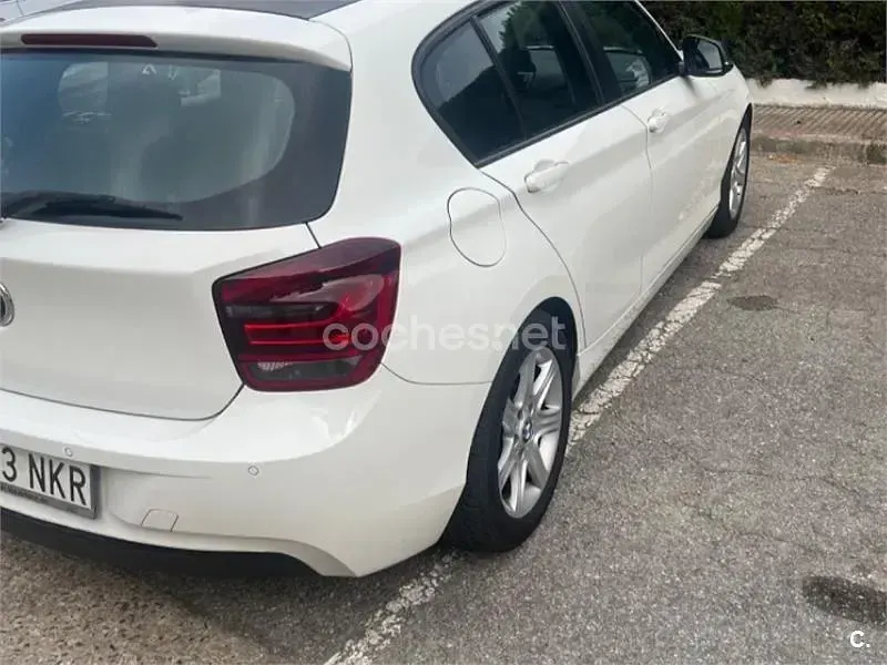 Usado BMW 114 Comfort Edition 102 CV (75 kW) 2014 Blanco Utilitario