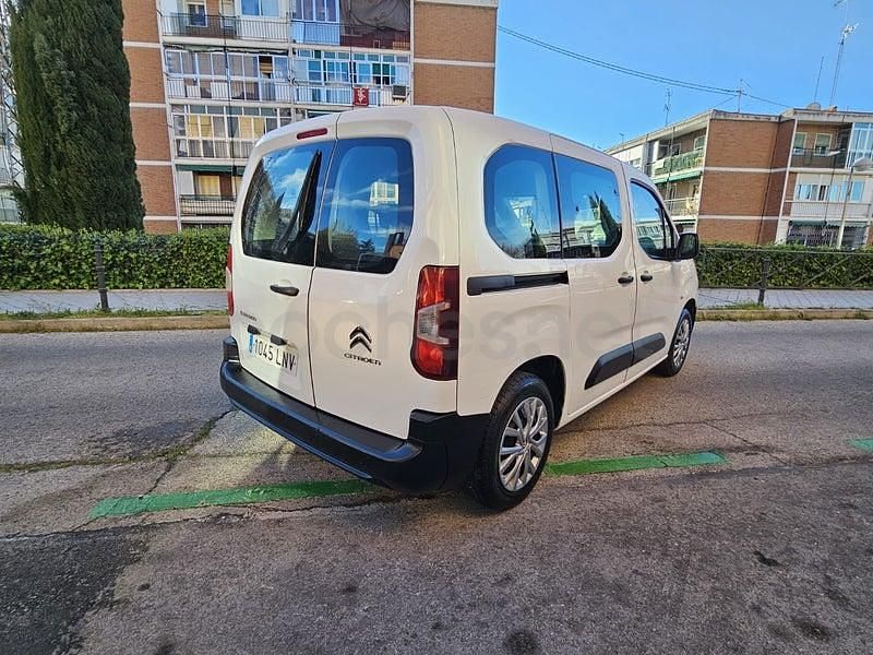 Usado Citroën Berlingo Live 102 CV (75 kW) 2021 Blanco Monovolumen