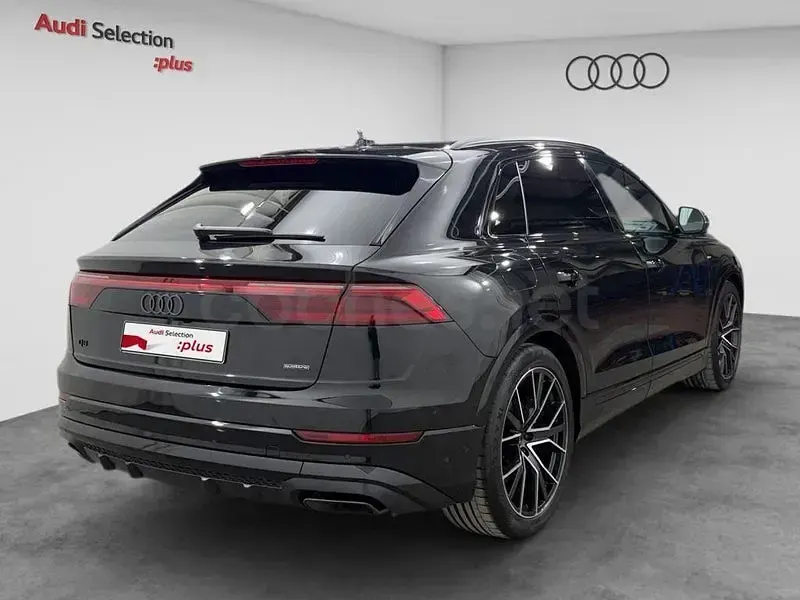 Usado Audi Q8 Premium 394 CV (289 kW) 2025 Negro SUV