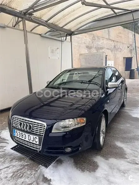 Usado Audi A4 140 CV (102 kW) 2005 Negro Berlina