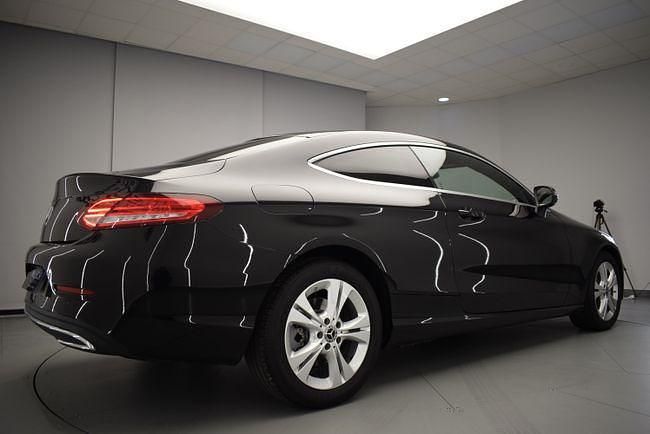 Usado Mercedes C250 204 CV (150 kW) 2018 Negro Coupe