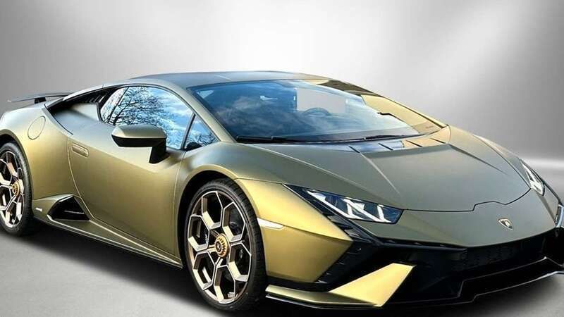 Verde Nuevo 2025 Lamborghini Huracán Coupe | 439.900 € - Imagen 1/4