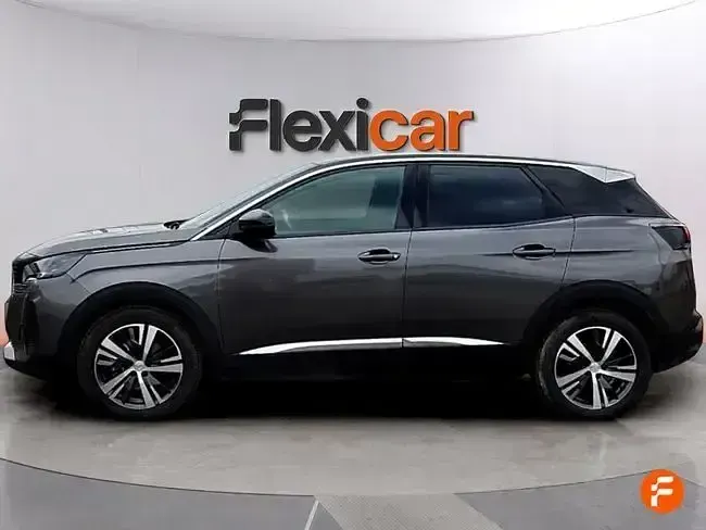 Usado Peugeot 3008 Allure 130 CV (95 kW) 2023 Amarillo SUV