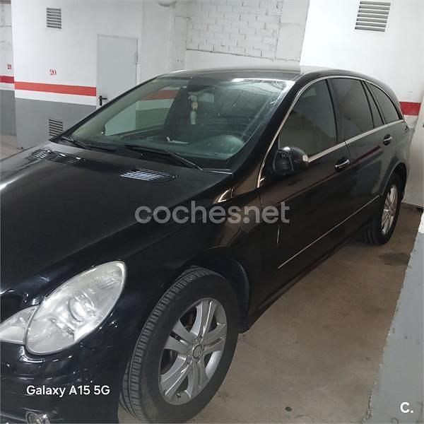 Usado Mercedes R280 190 CV (139 kW) 2007 Negro Familiar