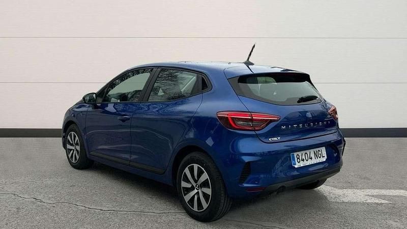 Usado Mitsubishi Colt Motion 101 CV (74 kW) 2025 Azul Utilitario