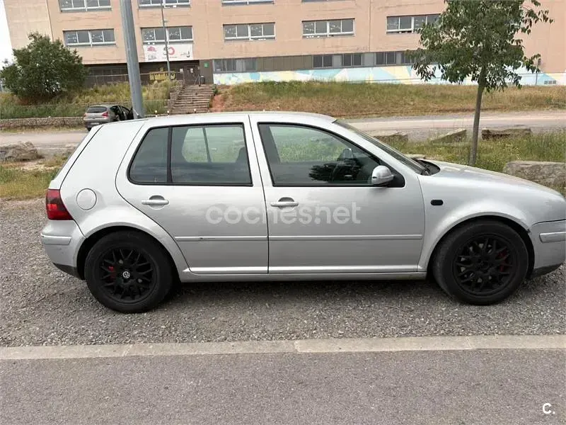 Usado VW Golf III Highline 125 CV (91 kW) 1999 Gris / plata Berlina