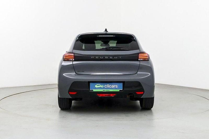 Usado Peugeot 208 Allure 100 CV (73 kW) 2025 Gris / plata Utilitario