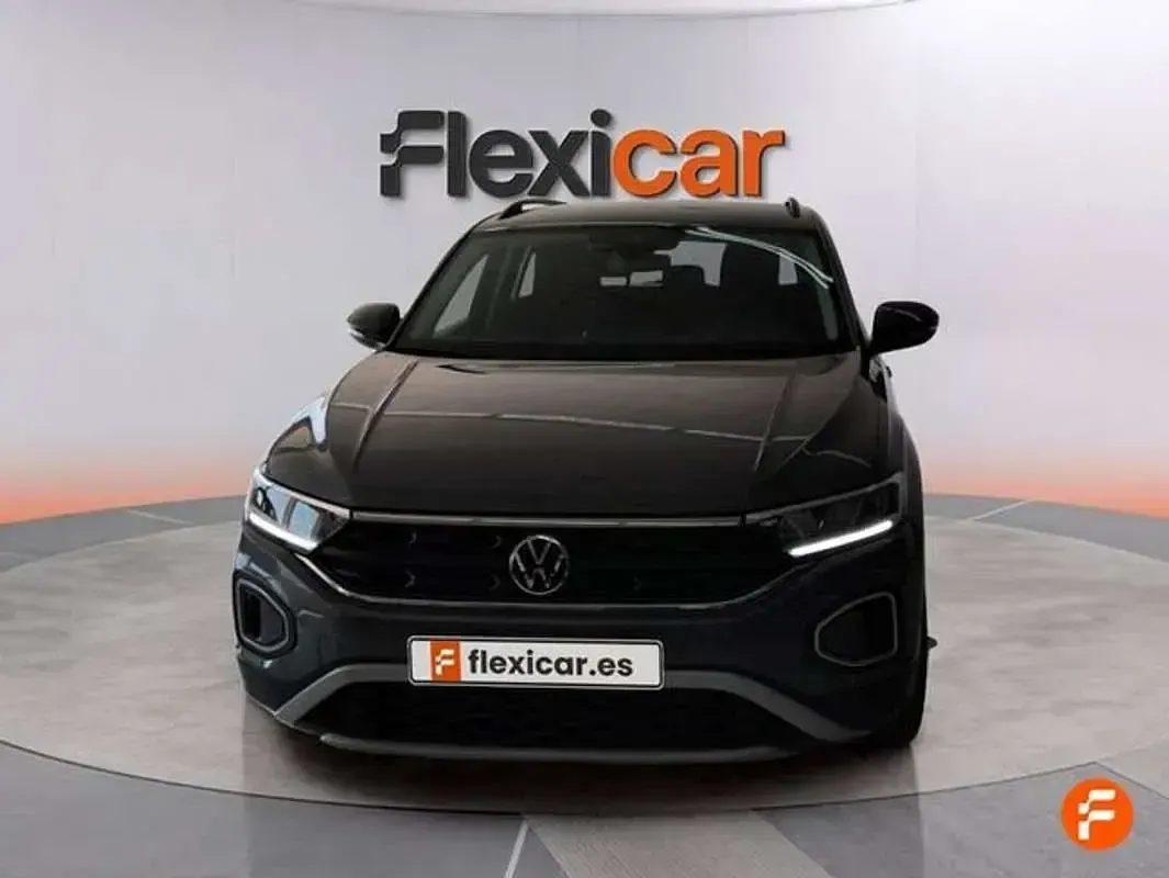Usado VW T-Roc Advance 116 CV (85 kW) 2022 Gris SUV