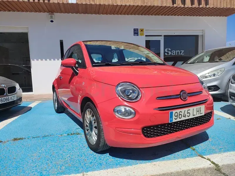 Usado Fiat 500 Lounge 70 CV (51 kW) 2020 Rojo Berlina