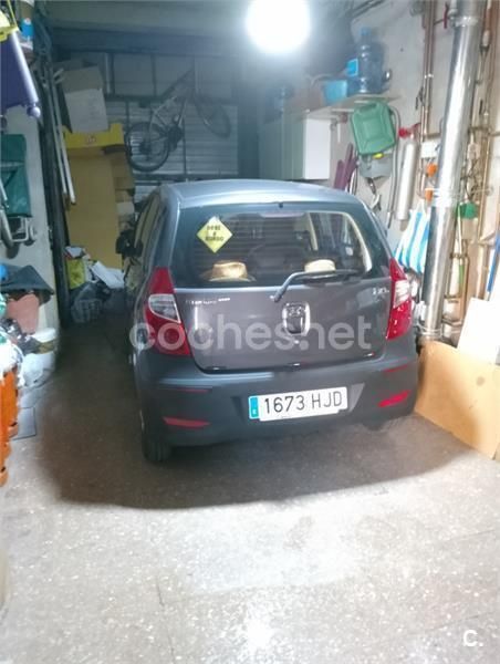 Gris / plata Usado 2012 Hyundai i10 Classic Utilitario | 9500 € - Imagen 1/4
