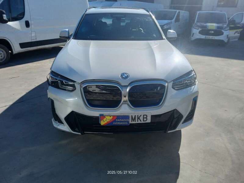 Blanco Usado 2023 BMW iX3 M Sport SUV | 29.800 € - Imagen 1/4