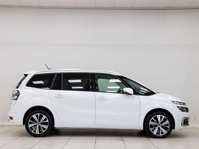 Usado Citroën C4 Shine 120 CV (88 kW) 2018 Blanco Monovolumen
